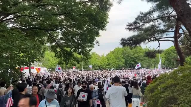 올공 

스레드 없었으면 어쩔뻔....

이제 대한민국은 우리가 지켜야 합니다 !
