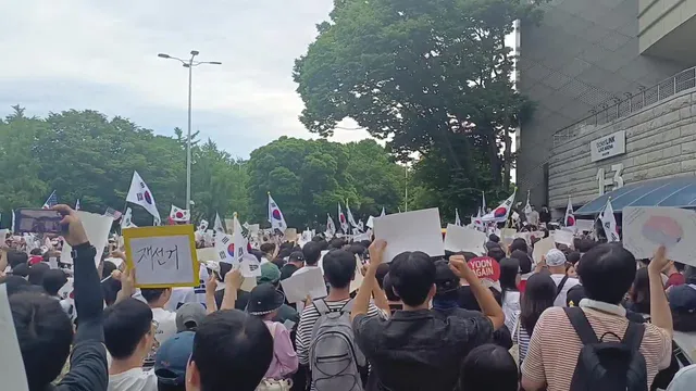 올림픽공원에 모인 국민들
