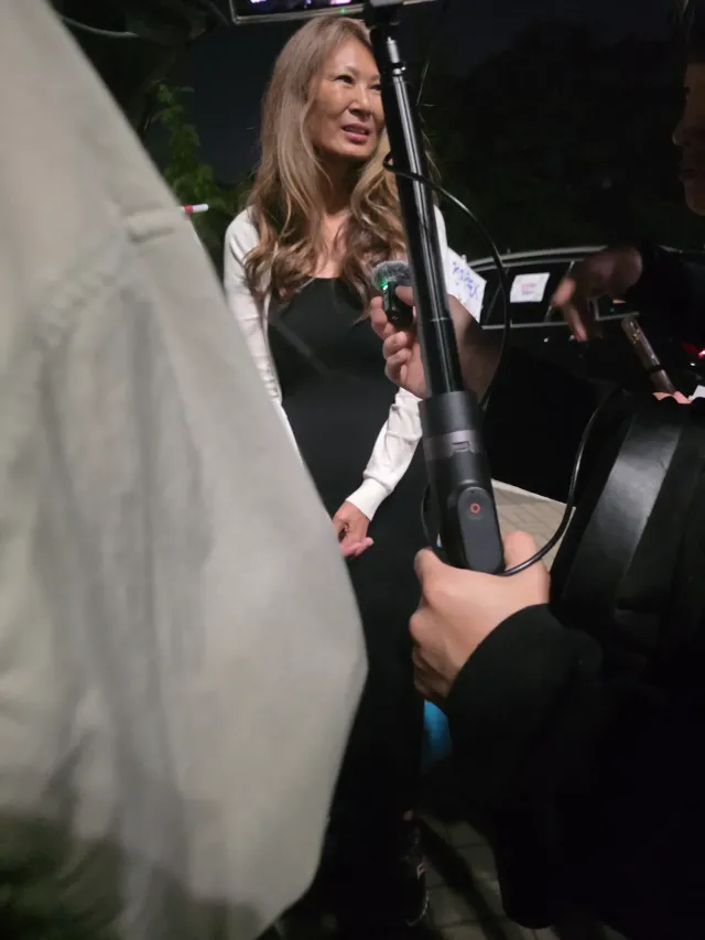 우연히 지나가다 운좋게 타라오 박사님 인터뷰! 키크고 미인 제 핸드폰 이상있나 실물보다 못나와서 죄송합니다 😂 🙏