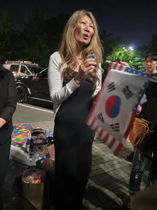 우연히 지나가다 운좋게 타라오 박사님 인터뷰! 키크고 미인 제 핸드폰 이상있나 실물보다 못나와서 죄송합니다 😂 🙏
