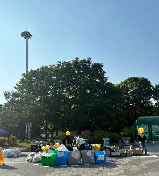 응 아니야~ 오늘도 깨끗하게 정리중이셨음 이딴글 올라올거같아서 찍어둠😊