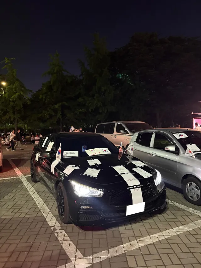 6일 연속 잠실
오늘은 하루만 쉴게요....
내일은 제차에 낙서할수 있게 준비해볼게요!