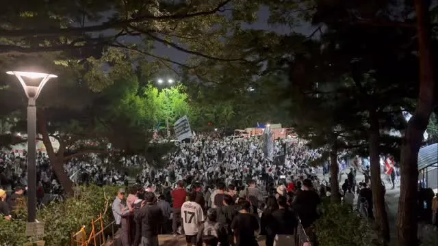 🇰🇷🇰🇷🇰🇷🇰🇷🌸🌸🌸🌸
여러부운 오늘은 어제보다 사람이 많네요!!!!
🙏🙏🙏🙏🙏🙏🙏🙏