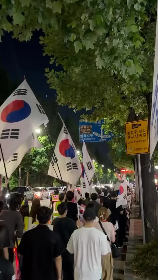 광주도 뜨겁습니다
대구 천안 광주 부산 등등 다들 고생이 많아요
감사합니다 🙇‍♂️🙇‍♂️