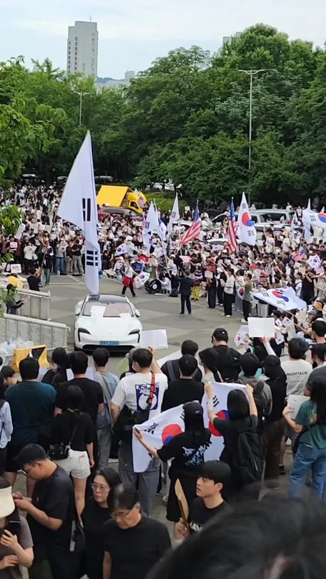 6월 6일
오후 5시 20분 실시간 🇰🇷🎶🔊