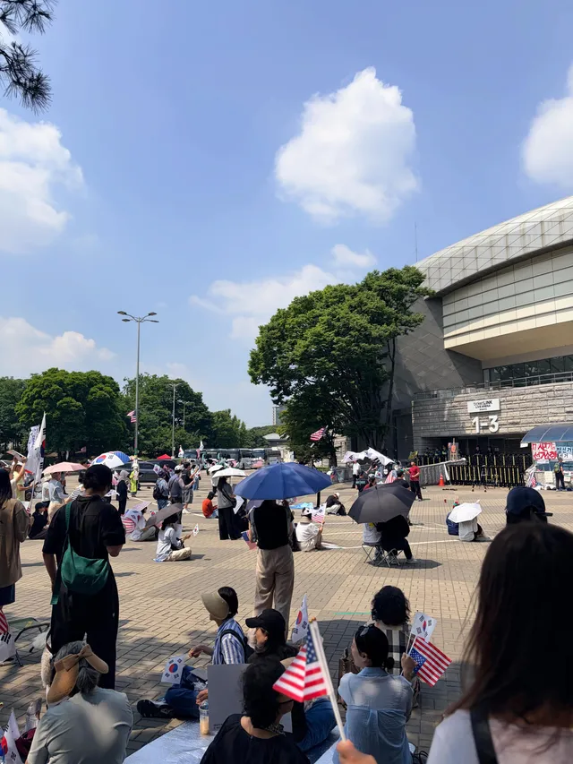 러닝후 올공출석 
오늘은 화요일보단 사람이 적어진듯해!!! 
저녁부터 많아지겠지만 
지치지말자!!!
