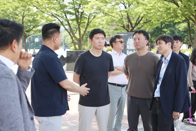 유승민 체육회장 "체육행정 위해 핸드볼경기장 출입 협조 호소"

지방선거 투표 용지 부족 사태에 경기장 폐쇄 장기화 "참정권 보장과 선수들의 꿈