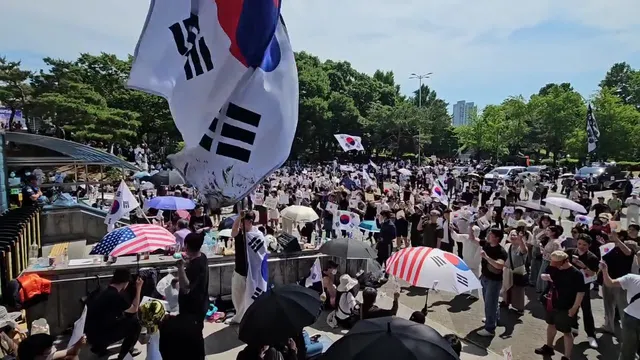 이렇게 뜨거울수 있는

한국인

그동안 쉬고있었나