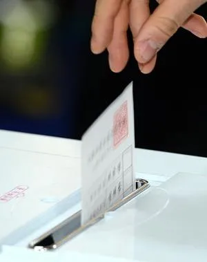 선관위, 투표용지 부족 경위 공개...인쇄비율 60%→50% 낮추고 배분도 실...

중앙선거관리위원회가 6·3 지방선거에서 발생한 투표용지 부