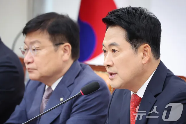 퇴진론 맞선 장동혁…지지율 반등·선관위 공세로 정면돌파

張 "정신승리? 그들의 정신패배""국민만 보고 갈 때" 당권파 "지지율 오르는데 왜 흔