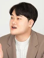 잠실 또는 민주주의에 대한 단상

분노한 이들의 요구는 국가의 미래 비전이나 거시적인 정치적 가치와 연동돼 있지 않다. 중요한 것은 ‘내 소중한