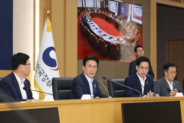 “선관위 해체 목소리 틀림없다”… 金총리, 투표용지 부족 사태 질타

6·3 지방선거의 투표용지 부족 사태를 둘러싼 파장이 정부의 고강도 압박으