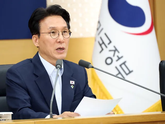 김민석 총리 "선관위, 아직도 심각성 인지 못 해… 이럴 거면 해체가 낫...

(선관위 용지 부족 사태)