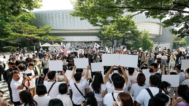 잠실 집회 장기화 속 대한체육회, 임시 사무공간 마련 착수

서울 올림픽공원 핸드볼경기장 일대 집회로 출입이 제한되자 대한체육회가 대응 회의를 