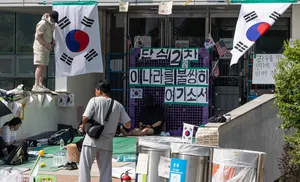 “기본권 침해에 나올 수 밖에” “현 정부 무능 지적하려고”

“국민의 기본권이 침해당했다. 나올 수밖에 없었다.” 서울 송파구 올림픽공원 핸드
