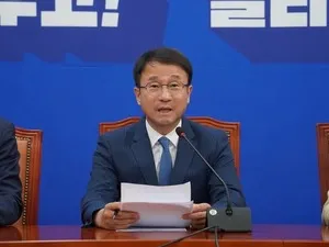 한병도 "투표용지 국조, 이번 주 본회의 소집…다음 주 의결"

[뉴스웍스=정민서 기자] 한병도 더불어민주당 원내대표가 11일 6·3 지방선거 
