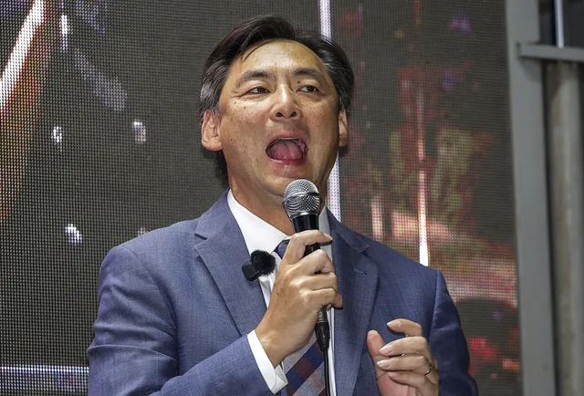 “李대통령 소년원 수감” 주장 모스탄, ‘출국금지’ 판사 고발

이재명 대통령에 대한 허위사실 유포 혐의 등으로 출국정지를 당한 모스 탄(한국명