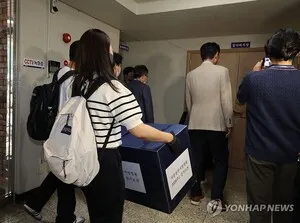 서울 잠실 '투표용지 부족' 파문…책임자 사임 잇따라 긴장 고조

[공감신문] 이승욱 기자=서울 잠실 지역에서 발생한 '투표용지 부족 사태'가 