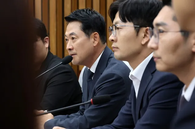 재선거 올인 장동혁… “증거 인멸 중, 특검 도입해야”

연일 6·3 지방선거 투표용지 부족 사태를 겨냥해 전면 재선거 공세를 펼치고 있는 장동