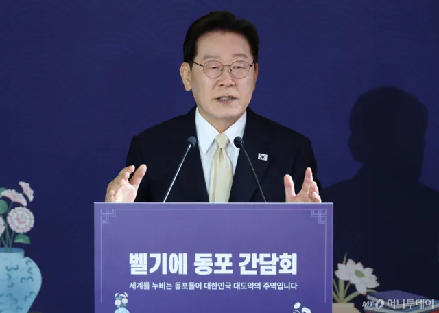 이재명 대통령 "경찰관도 제복 입은 시민…폭행 벌어지지 않길"

유럽 순방 중인 이재명 대통령이 지난 6·3 지방선거 투표지 부족사태와 관련해 