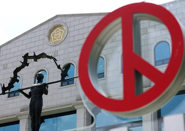 투표함 증거 보전 불발… 해체수준 개혁 내몰린 ‘사면초가’ 선관위

6·3 지방선거 투표용지 부족 사태가 촉발했던 서울 송파구 잠실7동 제2투표