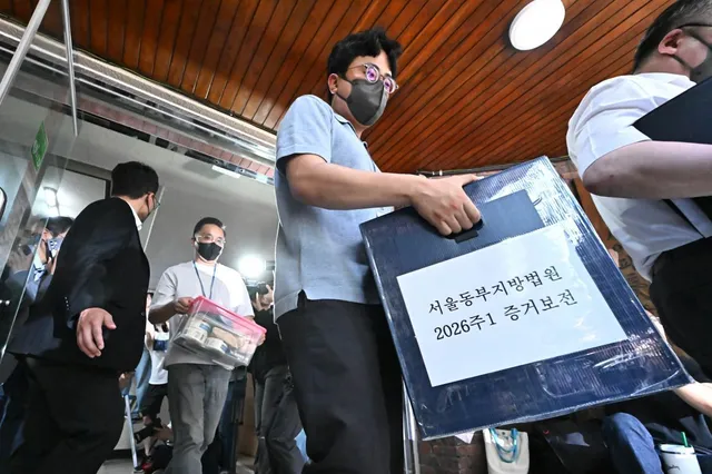 잠실투표소 현장 증거보전 실패…“이미 다 치워”

법원이 6·3 지방선거 투표용지 부족 사태가 발생한 투표소를 찾아 현장 검증에 착수했지만 투표