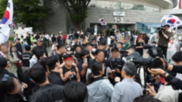 "월급 밀리고 국제대회 준비 차질"…시위 장기화에 체육단체 '분통'

"월급 밀리고 국제대회 준비 차질"…시위 장기화에 체육단체 '분통'6·3 