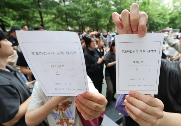 선관위, 공식회의 없이 투표용지 축소 인쇄 결정

중앙선거관리위원회가 6·3 지방선거에서 투표용지 인쇄 매수의 하한 기준을 기존 60%에서 50