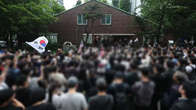 법원, 오늘 ‘투표용지 부족’ 잠실7동 투표소 현장검증

법원이 6·3 지방선거 당시 투표용지 부족 사태가 발생한 서울 송파구 투표소를 현장 검