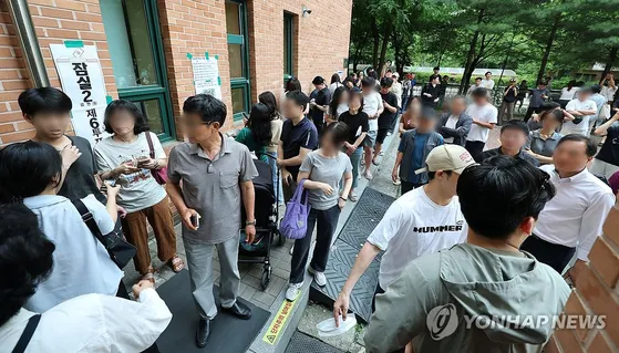 지방선거 투표용지 부족, 당초 발표보다 1.5배 많아...7194장 부족

6·3 지방선거 본투표 당일 전국 곳곳에서 발생한 투표용지 부족 규모