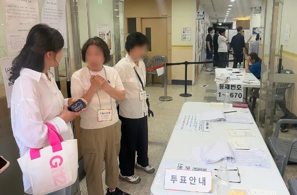 투표용지 "4700장 부족했다"더니…7200장 모자라

6&middot;3 지방선거 본투표 당시 전국에서 부족한 투표용지가 7194장에 이르는 