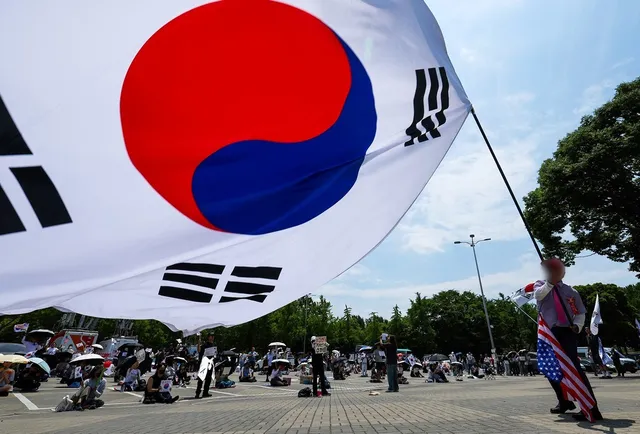 잠실 시위에 4.19 혁명 언급한 최태성 강사 글 일파만파 (전문)

“큰별 선생님 실망입니다” 반응도