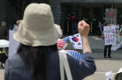 잠실 개표소 시위 5일째