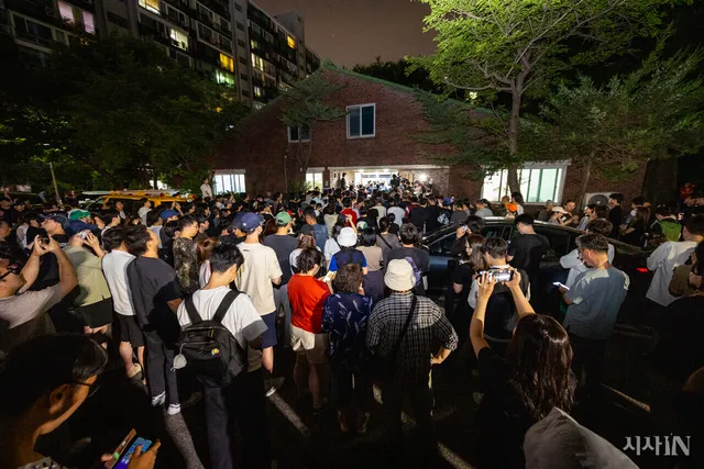 빈대 잡으려다 초가삼간 태운 선관위

투표소에 준비된 투표용지는 선거인 수보다 적다. 유권자 상당수는 이 사실을 6월3일에야 처음 알게 됐다. 