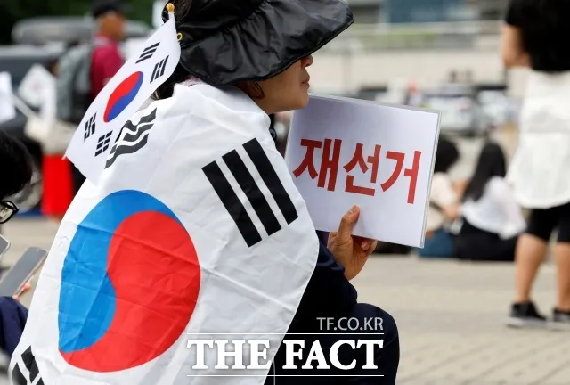 재선거 요구 거세지만…법조계 "가능성 희박"

선거무효 인정되려면 결과 영향 관건국정조사·재발방지 대책 요구 커져6·3 지방선거 투표용지 부족 