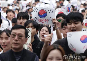 "터질 사고였다"… 투표용지 부족 사태에 선관위 내부 '자성론'

[천지일보=정다준 기자] 6.3 지방선거 투표용지 부족 사태를 계기로 중앙선거