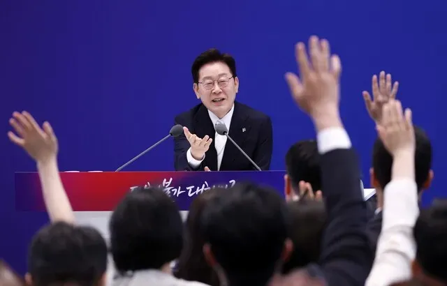 이 대통령 “선거 결과, 국민이 제게 준 경고”

이재명 대통령이 8일 6·3 지방선거 결과에 대해 “국민들이 주는 경고”라며 “최소한 성공은 