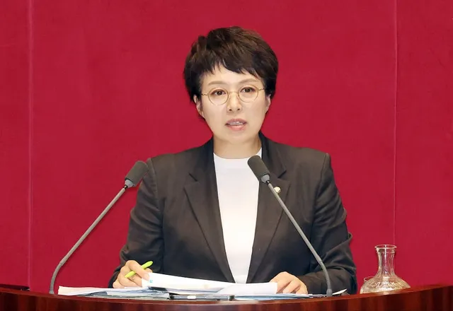 김은혜, ‘투표용지 부족 사태’ 특검법 발의…“참정권 짓밟은 국헌문...

국민의힘 김은혜 의원(성남 분당을)은 8일 제9회 전국동시지방선거 과