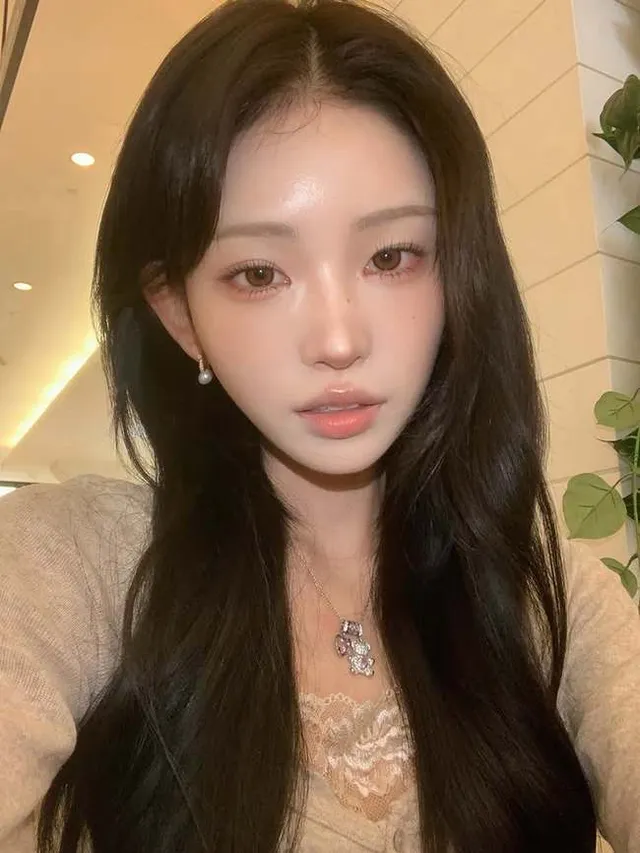 좌파 없는 나라서 살고 싶다던 최준희, 인플루언서와 설전 “걱정해줘도...

배우 故 최진실 딸 최준희가 한 인플루언서와 설전을 벌였다.  한 