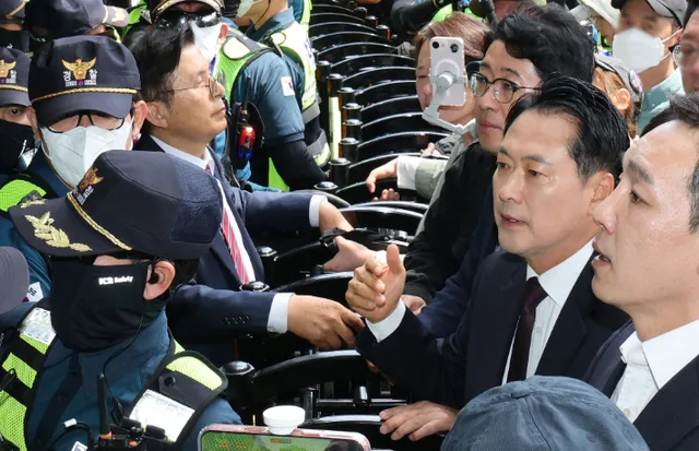 김도읍 "잠실 모인 시민들 저항권 행사 중…야당 추천 특검 발족해야"

◇ 박성태> 지금부터는 국민의힘 상황을 짚어보도록 하겠습니다.