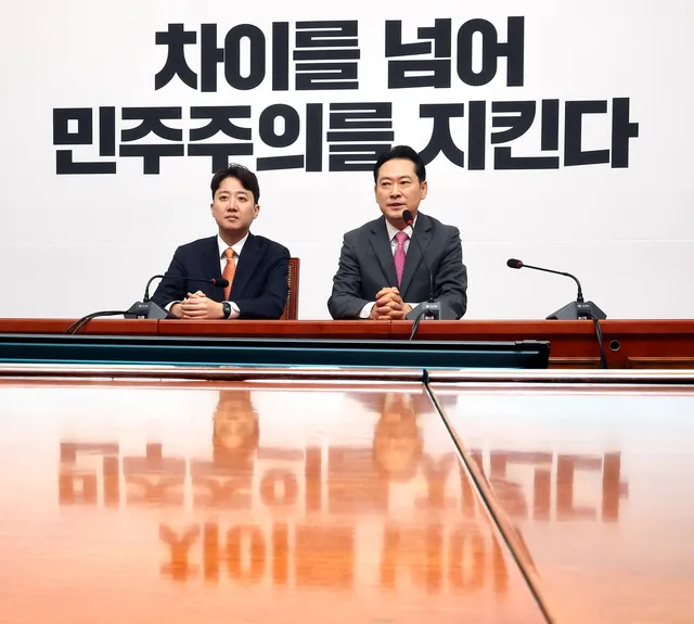 이준석 “장동혁 ‘서울 재선거’? 오세훈 자리 내놓고 보궐하란 요구냐...

장동혁 국민의힘 당대표가 6·3 지방선거 참패 책임론을 뒤로하고 투