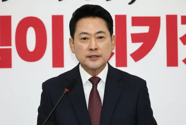 [사설] 장동혁 “재선거·사전투표 폐지”, 당권 유지용 아닌가

장동혁 국민의힘 대표가 지방선거를 다시 치르고 사전투표를 폐지하자는 주장을 내놨