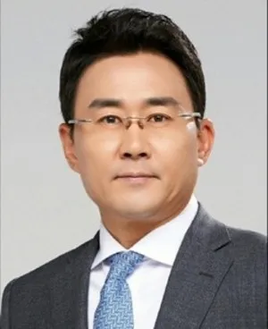 [박영환 칼럼] 참정권 외치면 시위대?…언론의 이중잣대에 분노한 잠실...

" 참정권을 지키려는 시민을 로 부르는 언론들! 제정신인가? 박근혜