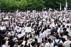 [이슈in] "재선거" 외치는 민심의 분노는 왜 꺼지지 않나

[천지일보=임혜지 기자] 6.3 전국동시지방선거 과정에서 발생한 사상 초유의 투표