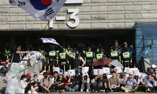개보위 "선관위, 선거인명부 대조전표 유출신고…사실관계 파악"

개보위 "선관위, 선거인명부 대조전표 유출신고…사실관계 파악", 김정우 기자, 