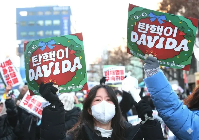 안되겠다

탄핵이 답이다
퇴진이 추모다 시발