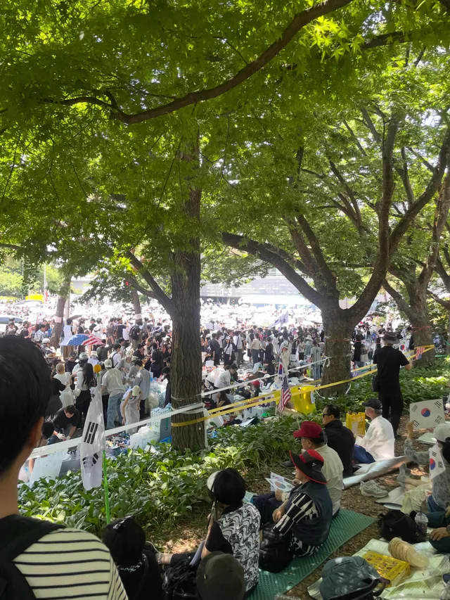 부산 촌놈 목청쓰러 입성