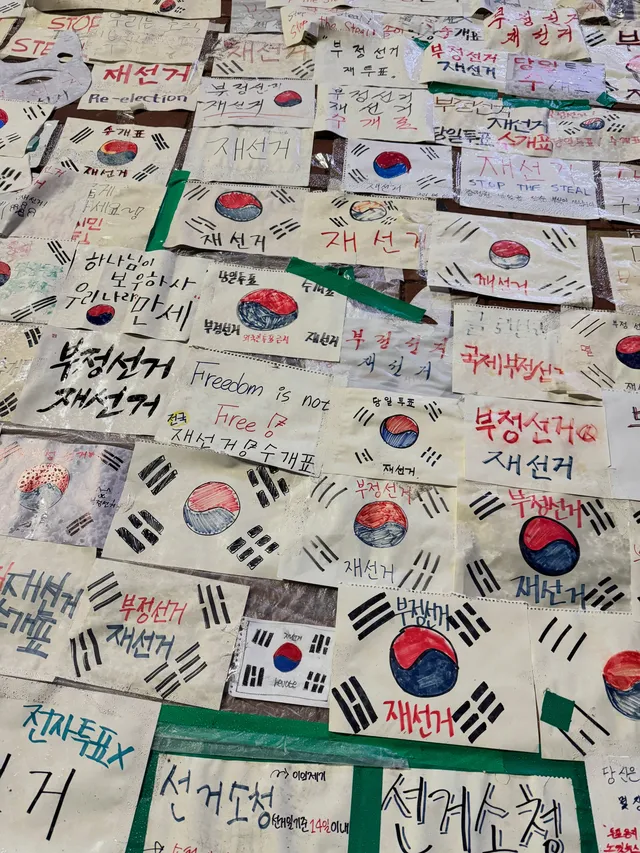 아빠한테 잠실민주화운동 다녀오겠다고 했더니…
귀가운동도 하라고😅 

단 한 표일지라도 기본권은 지켜져야 하는 것이 
자유민주주의입니다

#잠실