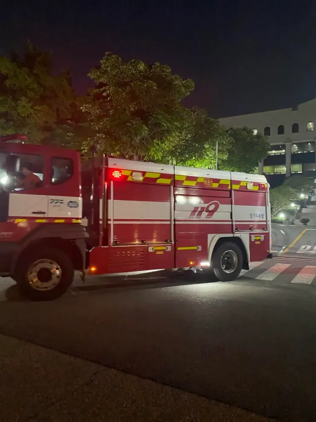 현 상황
기초 알고리즘 만든 해커들(한국 A-WEB 중국애들) 싹다 잡아가서 복잡한 계산식 기반 전산조작 불가. 고로 득표율이 100프로 넘어감