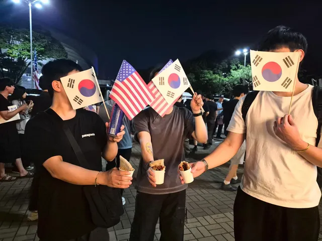 어제 우리교회 권사님이 강남포럼 어르신들과 함께 올공에 피자 100판 보내심. 
피자100판2차. 사랑의교회. 강남포럼